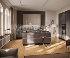 Cuisine au Design Épuré avec Éclairage LED, Surface en Verre et Fonctionnalités Modernes